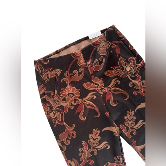 Chicos Ponte Floral Ankle Pants - Picture 5 of 12